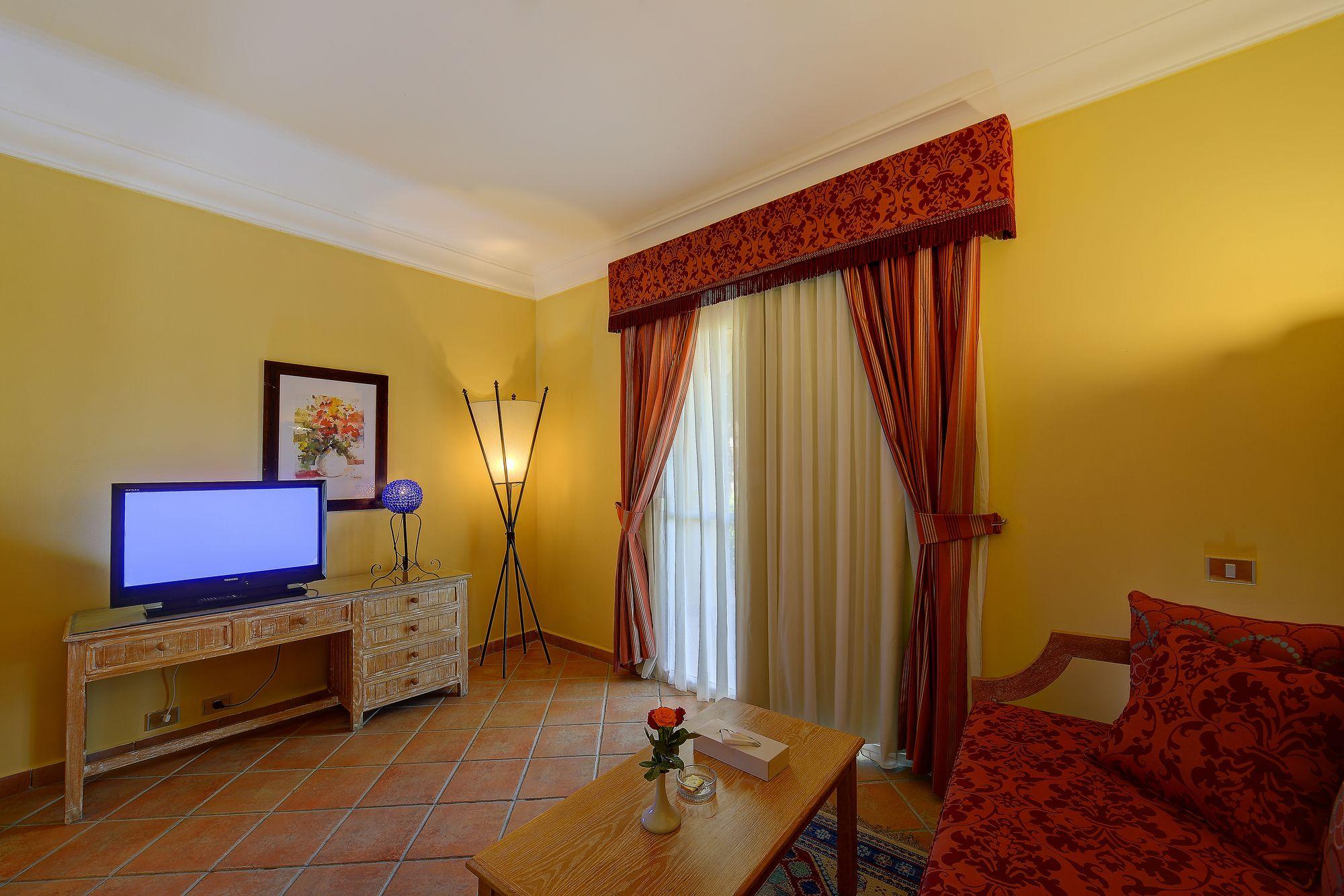 Stella Sea Club Hotel Ain Sukhna Exteriör bild